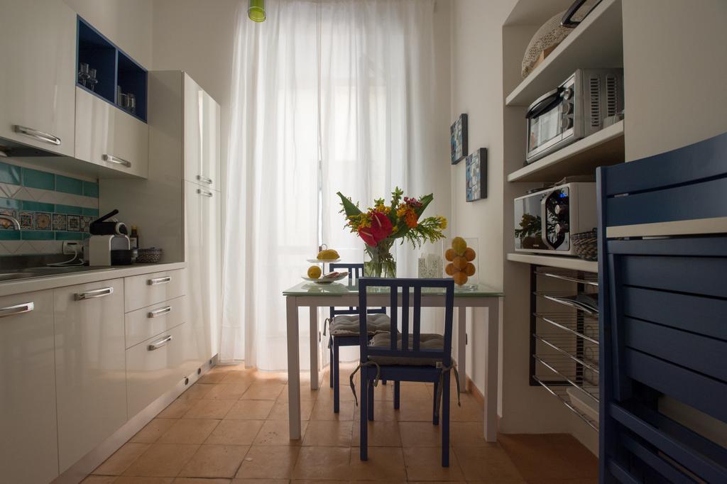 Boutique Apartment Al Duomo Salerno Ngoại thất bức ảnh